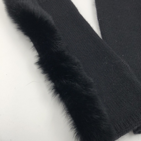 Women’s Piccolo New York Broome Glove with Fur Trim - Picture 2 of 5